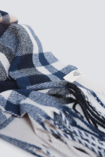 Шарф у клітинку