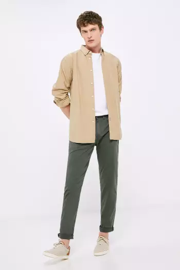 Легкі кольорові штани крою Slim fit із п'ятьма кишенями