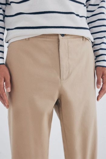 Легкі зручні штани-чінос slim fit