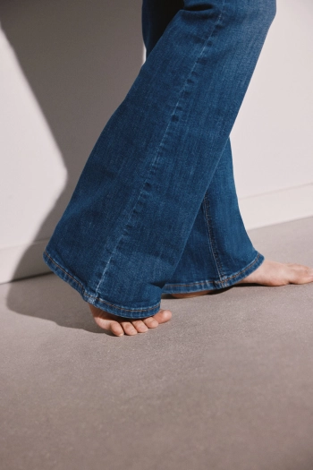 Бавовняні джинси кльош