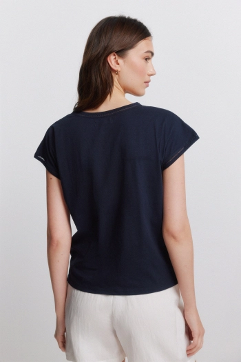 Футболка з коротким рукавом і малюнком