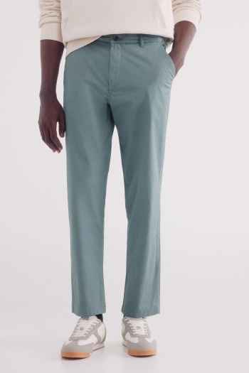 Комфортні штани-чінос Slim fit