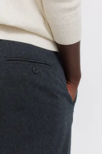 Штани чінос з вельвету крою slim fit