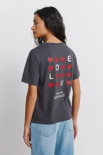 Футболка з коротким рукавом «Love»