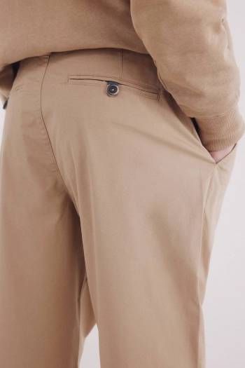 Комфортні штани-чінос Slim fit