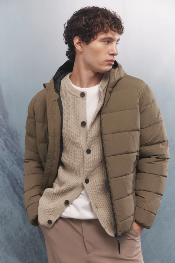 Утеплена куртка-пуховик