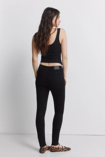 Джинси Skinny