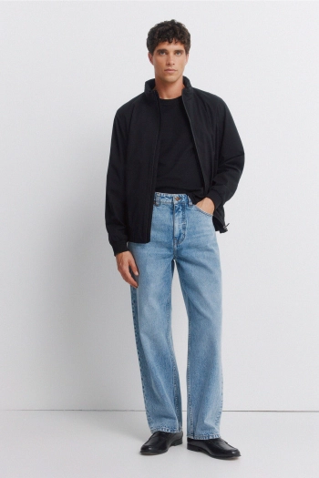 Легкая демисезонная куртка