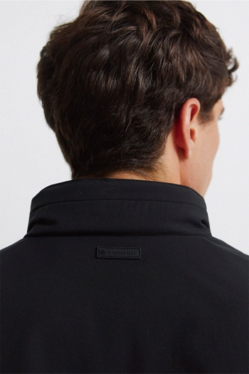 Легкая демисезонная куртка