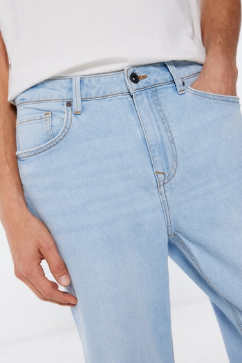 Легкі джинси крою regular fit