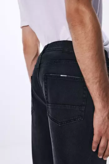 Джинси Regular fit чорного кольору