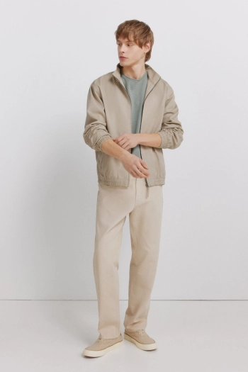 Светр вільного крою