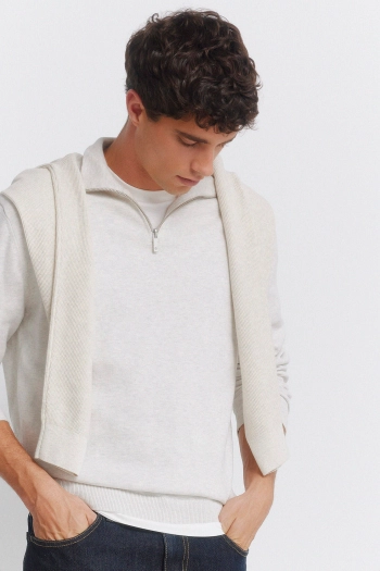 Базовый джемпер на молнии