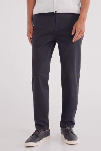 Брюки-чиносы кроя Slim fit с микропринтом