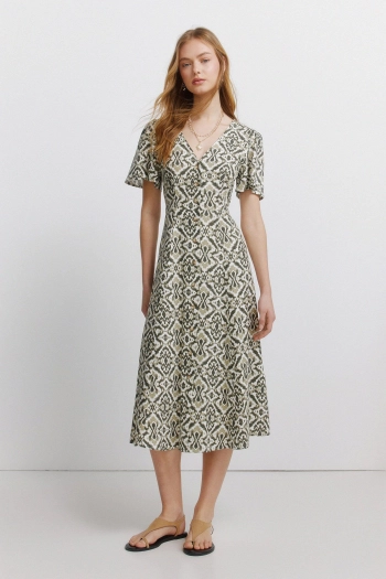 Лляна сукня-сорочка з принтом