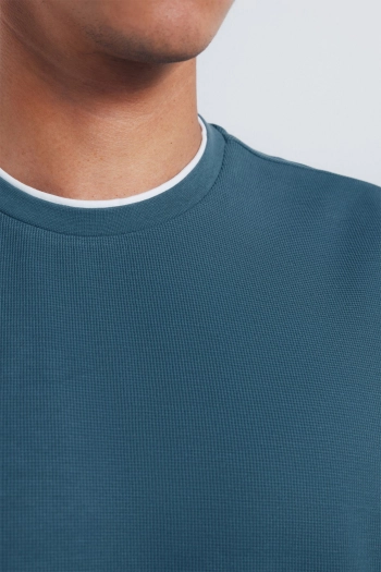 Футболка з довгим рукавом та подвійним коміром