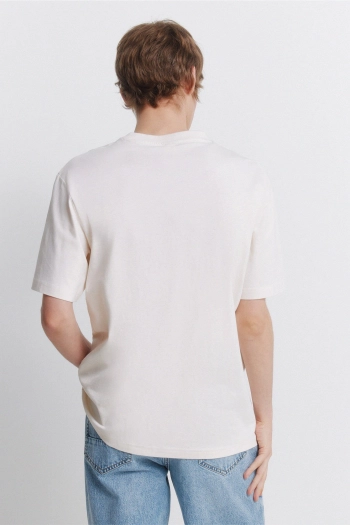 Спортивна футболка з логотипом