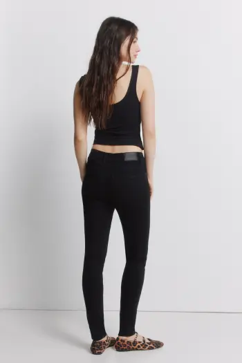 Джинси Skinny