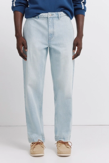 Джинсы фасона чинос