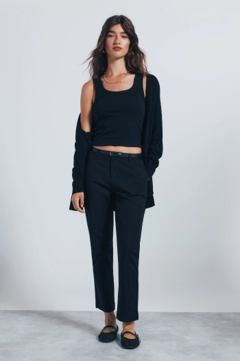 Прямые брюки чинос