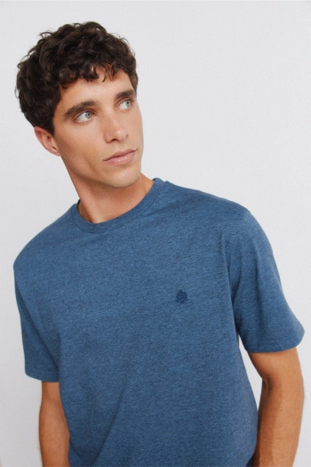 Базова футболка в мікросмужку