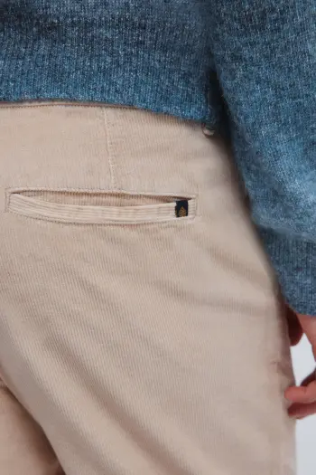 Штани чінос з вельвету крою slim fit