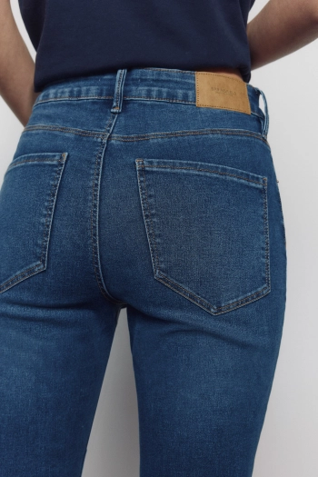 Джинси Skinny