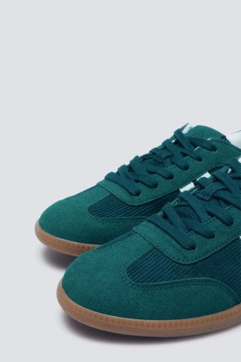 Зеленые вельветовые кроссовки