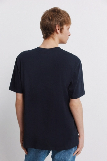 Футболка з контрастними вставками