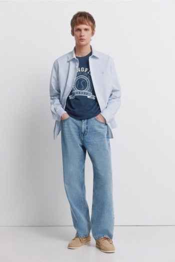 Спортивна футболка з логотипом