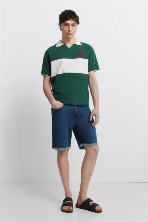 Базові джинсові бермуди темно-синього кольору slim fit
