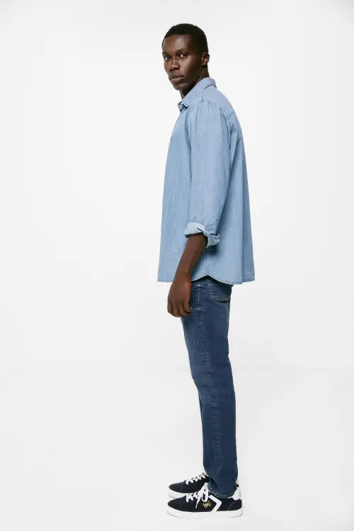 Легкі потерті темні джинси slim fit