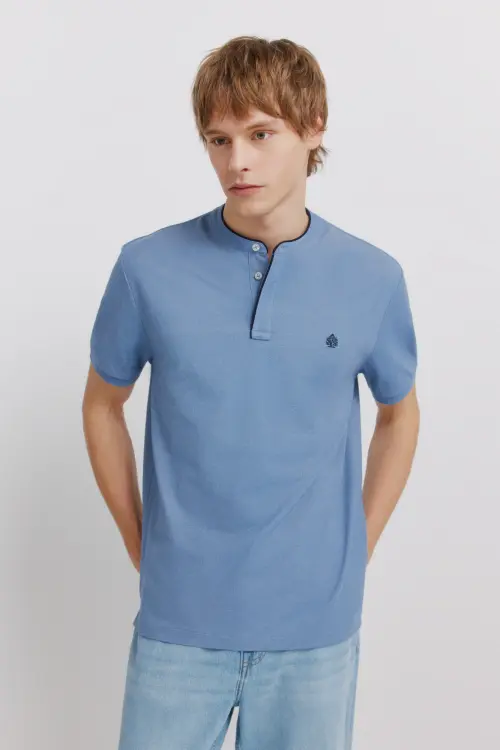 Поло из пике со стойкой slim fit