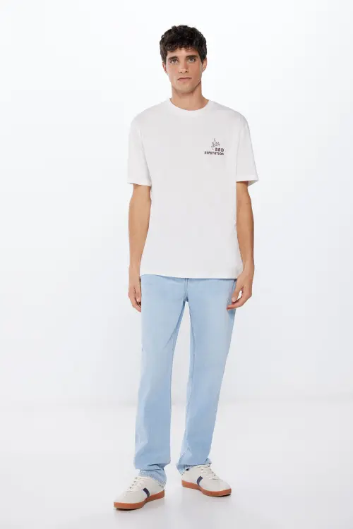Легкие джинсы кроя regular fit