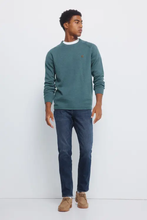 Джинсы Slim Fit темно-средней потертости