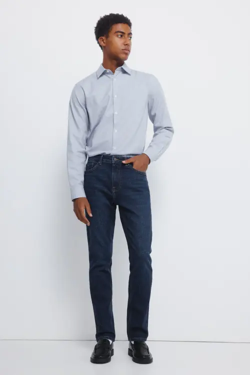 Джинсы Slim Fit с эффектом потертости