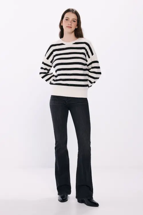 Джинсы Boot cut