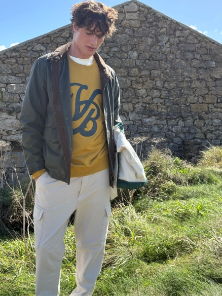 На светри та світшоти!